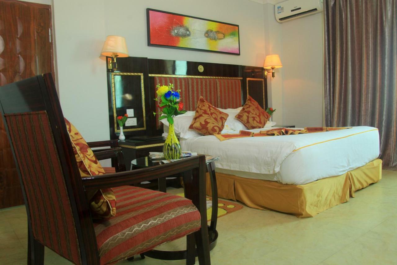 Tiffany Diamond Hotels - Mtwara Exteriér fotografie